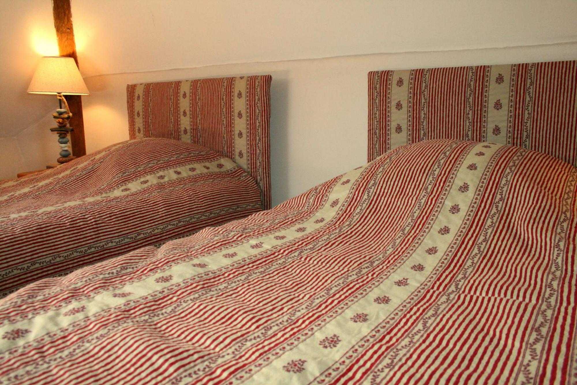 Chambres D'Hotes Du Jay La Guerche-sur-l'Aubois ภายนอก รูปภาพ